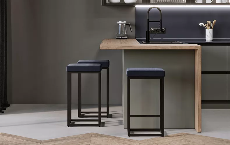 Стул барный на металлокаркасе