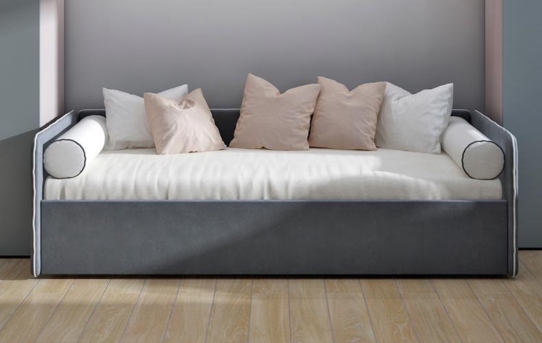 Диван Мичела се...