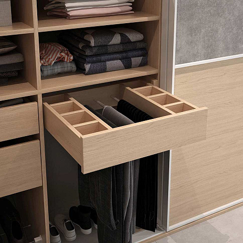 Трёхдверный встроенный шкаф-купе - детальное фото № 4