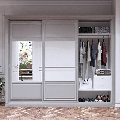 Трёхдверный шкаф-купе в прихожую в классическом стиле - детальное фото № 3