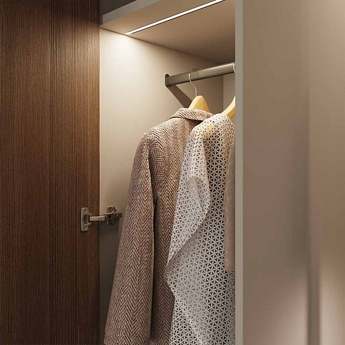 Шкаф с зеркалом на две створки в спальню - детальное фото № 3