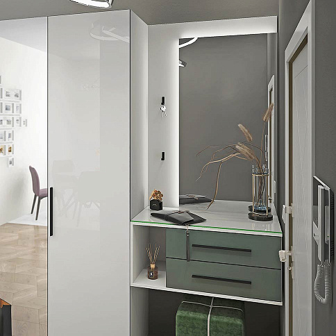 Распашной шкаф в прихожую с зеркалом - детальное фото № 1